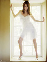 高清组图：米沙-巴顿写真性感解放美胸美腿诱人