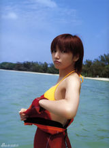 组图：后藤真希夏日海边写真 清凉泳装大秀性感