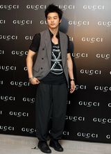 高清图：韩国演员朴寒星李秀景等出席时尚活动 