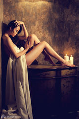 组图：田蕾希性感写真内敛迷人