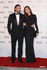 组图：余安安周汶锜张天爱现身时尚活动 