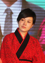 《一仆二主》回娘家 张嘉译闫妮洒热泪