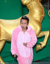 组图：《分手大师》探班 邓超首执导杨幂素颜