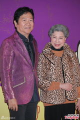 组图：曾志伟六十大寿庆宴成龙赵本山等齐贺