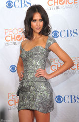 高清组图：杰西卡-阿尔芭银装亮相 婀娜美丽