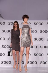 组图：时尚篇春夏服装汇演 张彤吴妍君周莹走秀