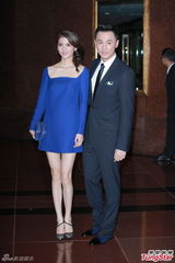 组图：黄百鸣子大婚众星出席 林峰吴千语恩爱