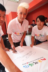 组图：众星加盟录制《北京祝福你》迎奥运