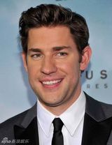 组图：马特-达蒙携妻亮相《应许之地》纽约首映