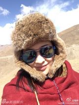 组图：梅婷晒西藏旅途美照 秀丽风光展纯真笑容