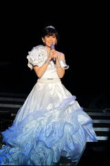 组图：孟庭苇上海演唱会 韩庚安又琪任嘉宾