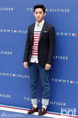 组图：神起昌珉FT在真刘仁娜等为品牌站台