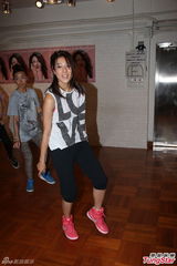 组图：钟嘉欣将办个唱 首度尝试跳舞突破自己