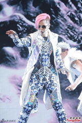 组图：罗志祥红馆热力开唱 罗妈亮相林志颖助阵