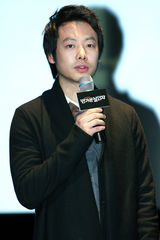 高清图：《愉快的杀人者》发布会 众主创出席