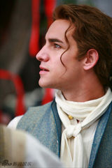 组图：新版《还珠》增新角色 小燕子上演三角恋情