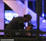 组图：伊娃离婚后陷入热恋 与新欢游艇火辣热吻