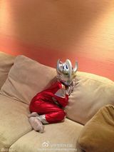 组图：林志颖晒独家私照 Kimi扮假面超人