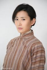 幻灯图：《告密者》剧照曝光 吕夏为信仰不计形象