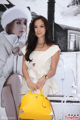 萧亚轩个人品牌胞弟捧场 笑言请不起柯震东(图)