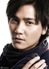 幻灯图：丁子峻做慈善毫不懈怠 亲力亲为成艺人标榜