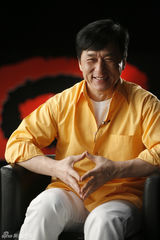 组图：成龙拍摄娱乐现场宣传片 宣扬慈善彰显爱心