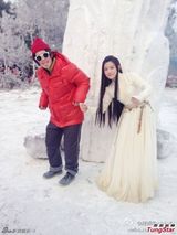 组图：陈妍希自传雪景照 获陈铭章导演力撑脸小