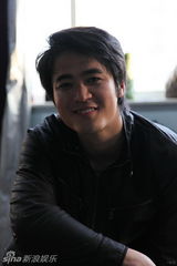 幻灯图集：尚于博汤加丽带妆彩排话剧《红楼西游》