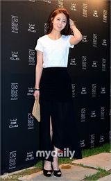 组图：李素妍安慧京等出席时尚品牌开业仪式