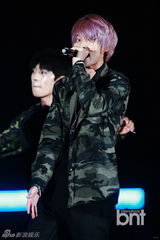 组图：韩团2PM与missA等出席音乐盛典尽情狂欢