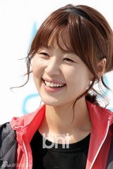 组图：韩智慧SEAN等清新亮相行走公益活动