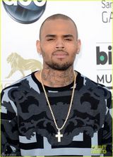 组图：说唱歌手克里斯布朗亮相公告牌