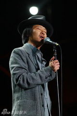 高清：长阳音乐节第2日 谢天笑重奏国歌左小掀高潮