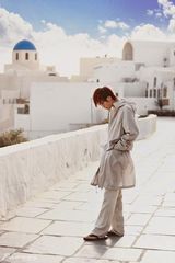 组图：许嵩《海上灵光》内图曝光 化身白衣少年