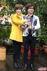 组图：王俊杰抵房发新片 情人节唱情歌遥祝老婆