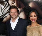 组图：《妙笔生花》洛城首映 黑美人佐伊金裙闪耀