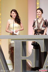 组图：伊朗《犀牛的季节》获最佳美术指导奖