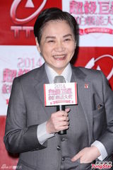 组图：张小燕哈林将任红白艺能主持人 西装油头