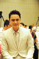 组图：《如果我爱你》开发布会 明道胡兵等亮相