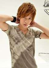 组图：日本男星三浦翔平代言日本摇滚音乐节