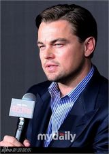 组图：莱昂纳多韩国宣传《姜戈》曝爱泡菜烤肉