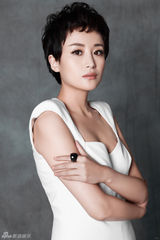 组图：傅淼写真化身百变娇娃 优雅狂野双重魅惑