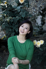 组图：逆生长女王翁虹 自信女人更强大