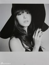 组图：岩佐真悠子性感写真突破尺度