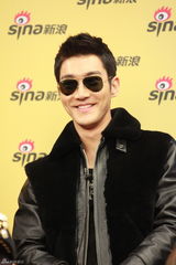 高清组图：SJ-M做客争开微博 玩转网络流行语