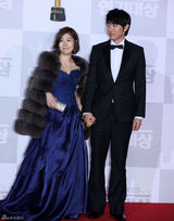 组图：韩国KBS演技大赏颁奖 张赫文根英等出席