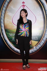 组图：港姐举行第一轮面试 候选佳丽水平参差