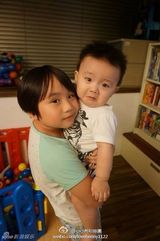 组图：小小彬长大发胖不似幼时可爱 网友遗憾
