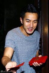 组图：刘恺威熬夜筹备婚礼 心情比杨幂还紧张