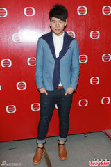 组图：苏打绿五成员变通表演 许廷铿加入星梦